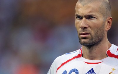 有球体育精华-乌奈西蒙守护球队尊严